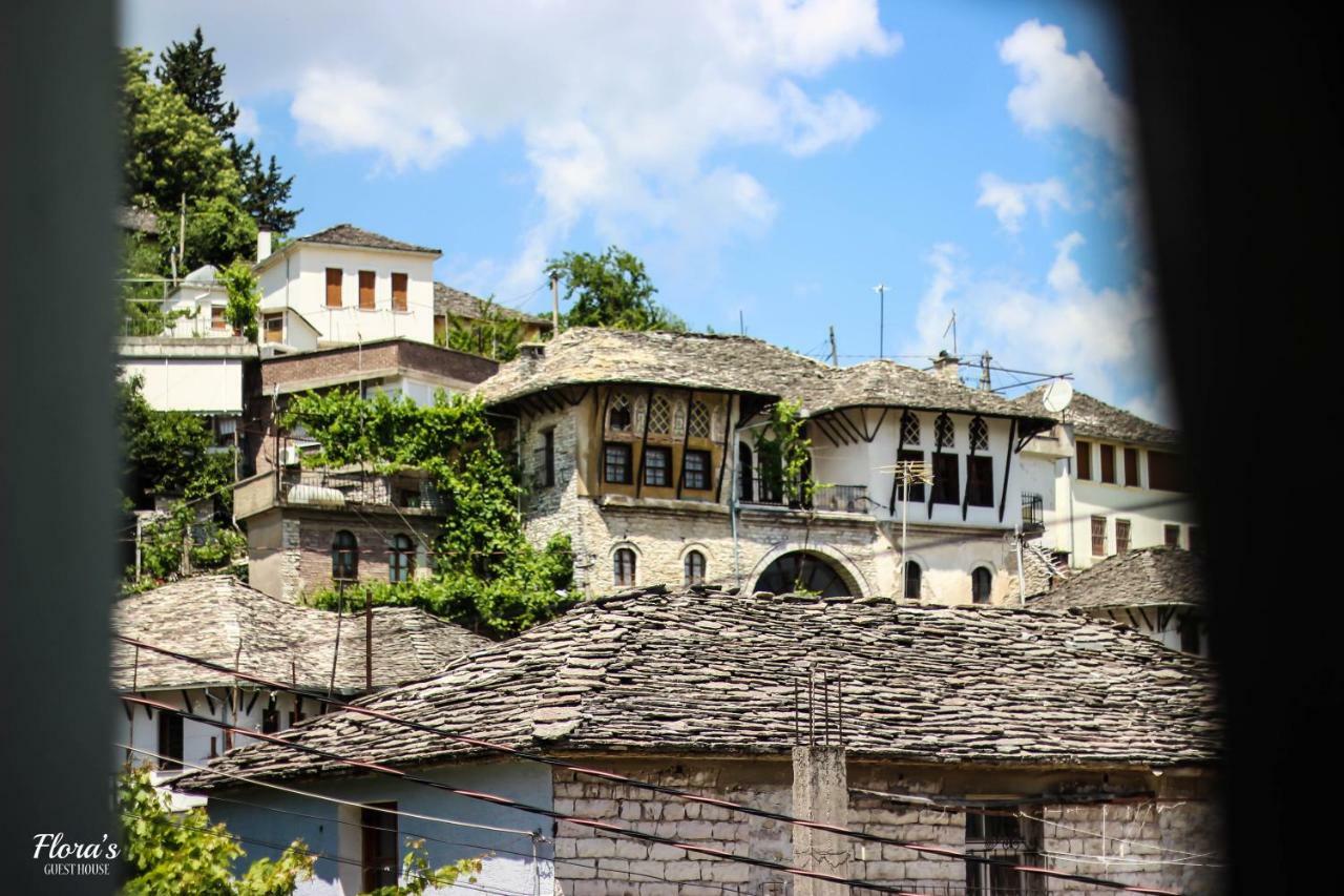 Flora'S Guesthouse 'The Fir Gate' Gjirokastër Екстериор снимка